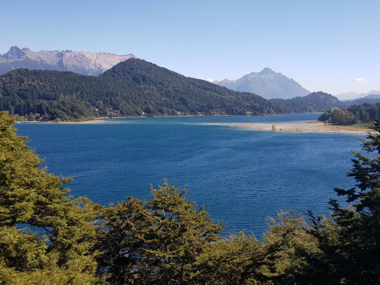 Albanta Casa Con Costa En Bariloche Сasa de vacaciones
